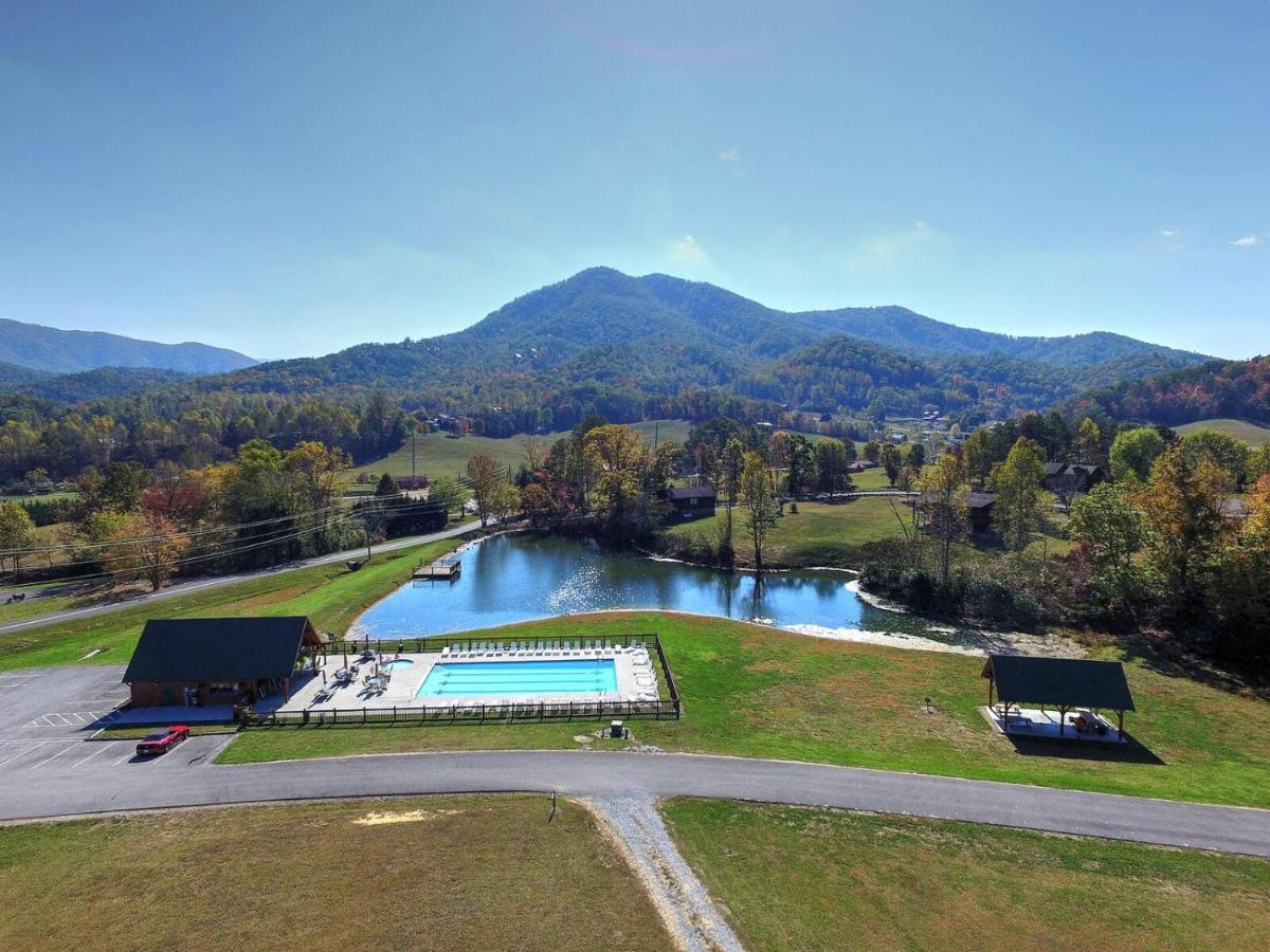 Wilderness Lodge Sevierville Exterior foto